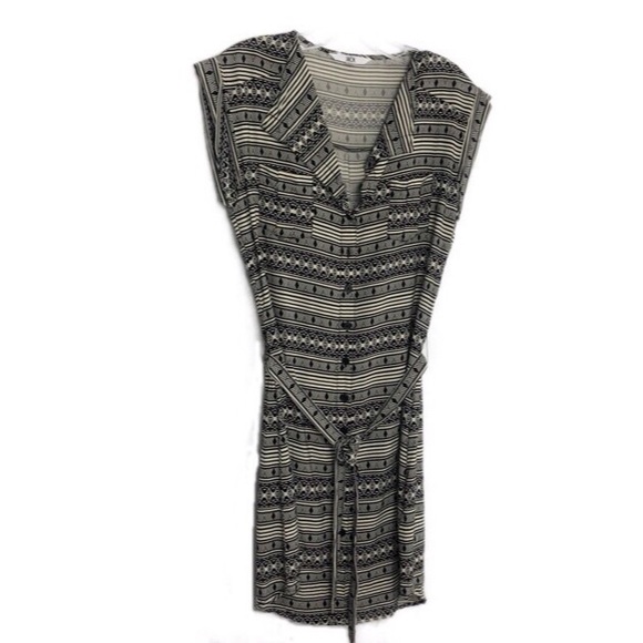 Jack by BB Dakota Dresses & Skirts - Jack Cream and Black Tribal Print Button Dress M